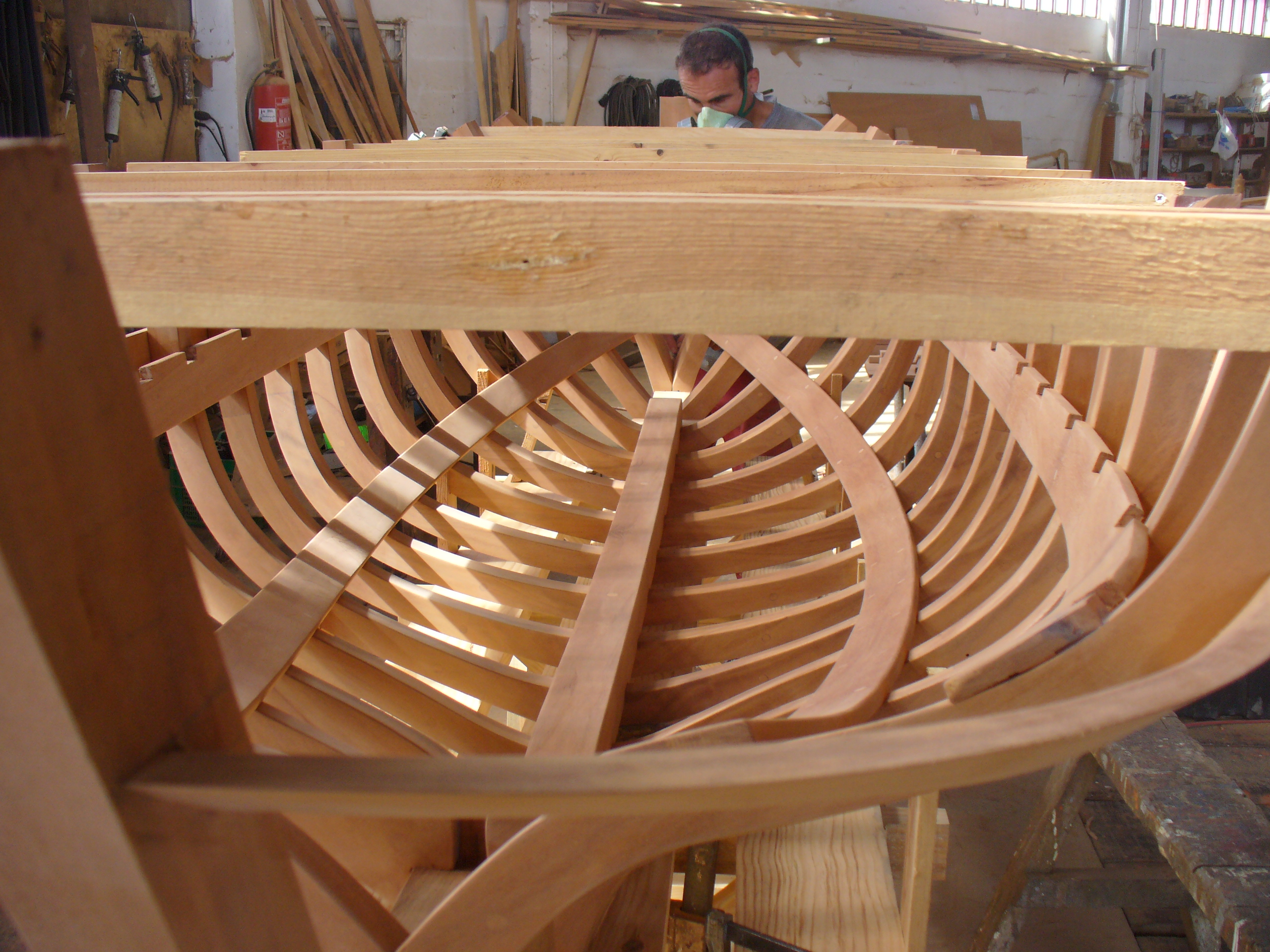 Mesa a partir de maqueta de galeón