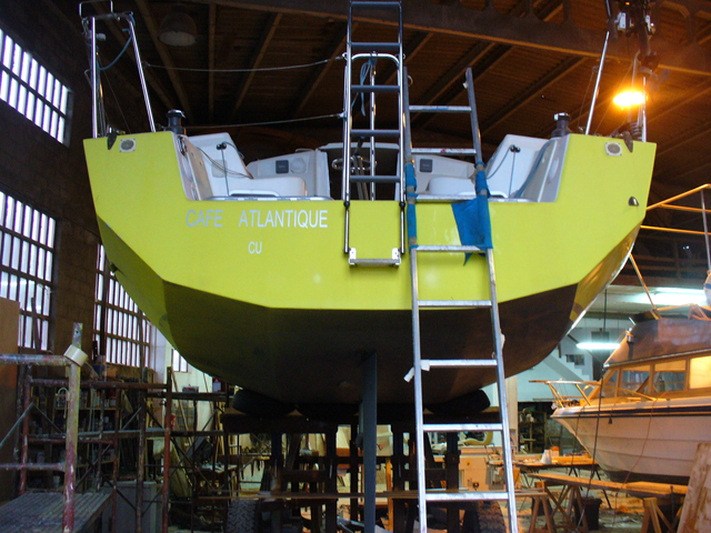 Cafe Atlantique velero de contrachapado marino