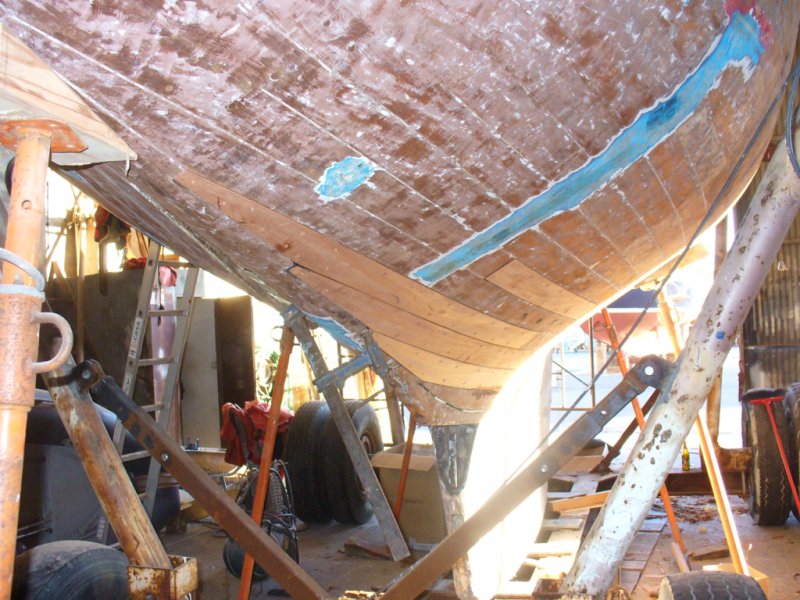 Velero clásico Camper & Nicholson