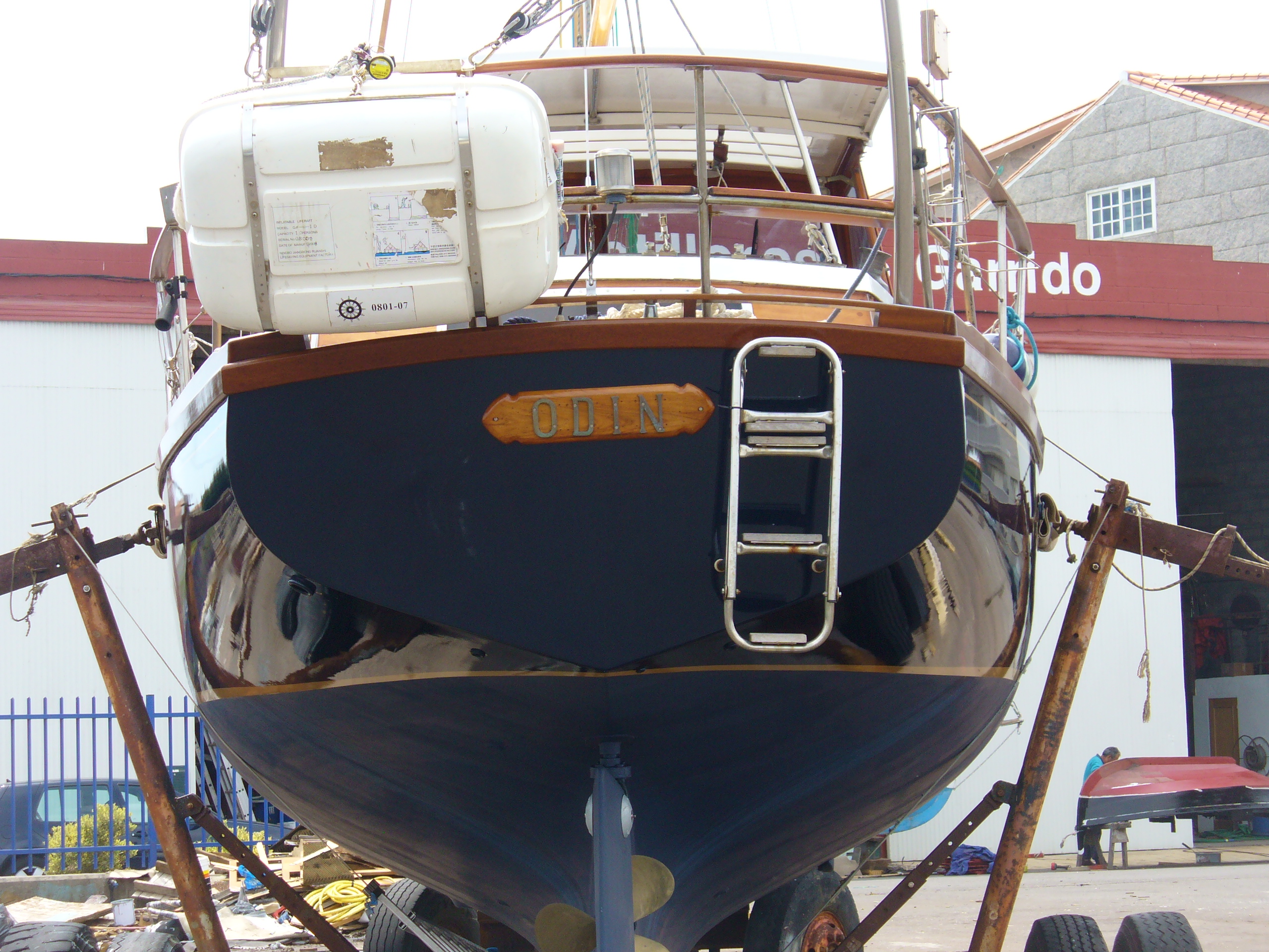 Odin restauración motovelero