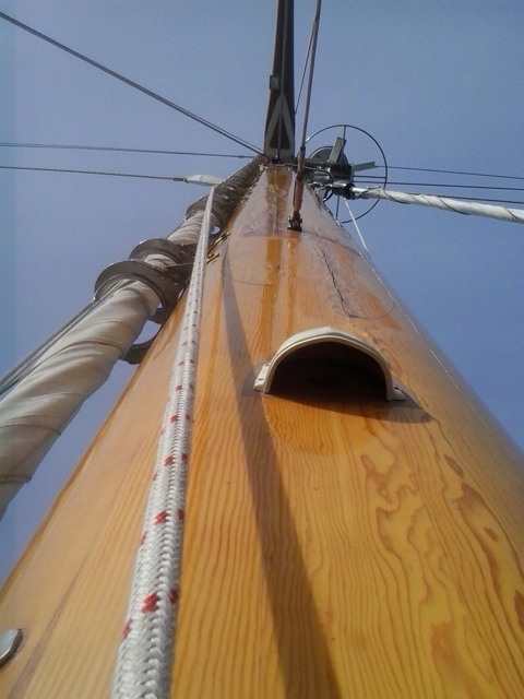 Schooner Fleurtje, revisión de mástiles