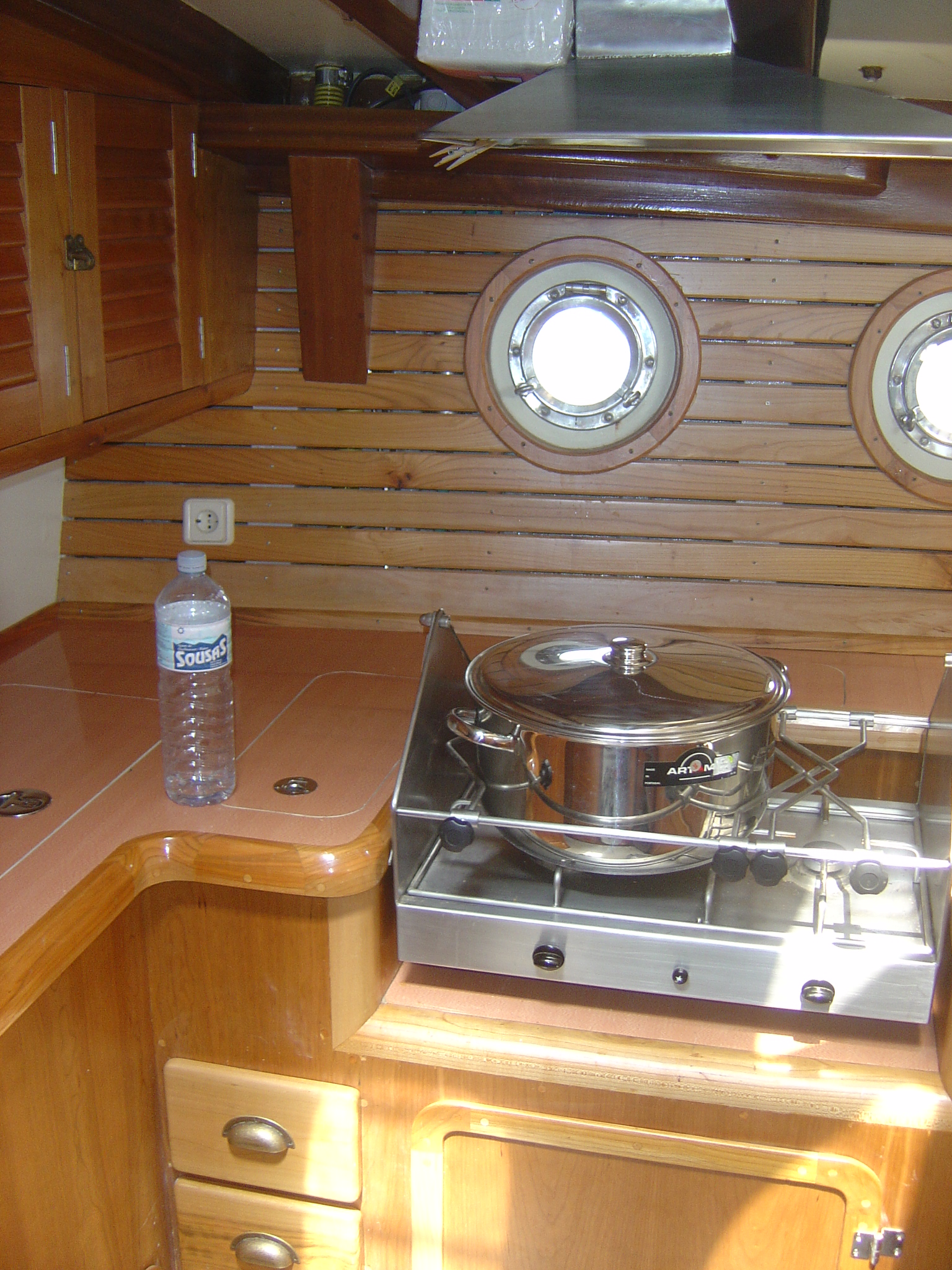 Zorba ketch clásico